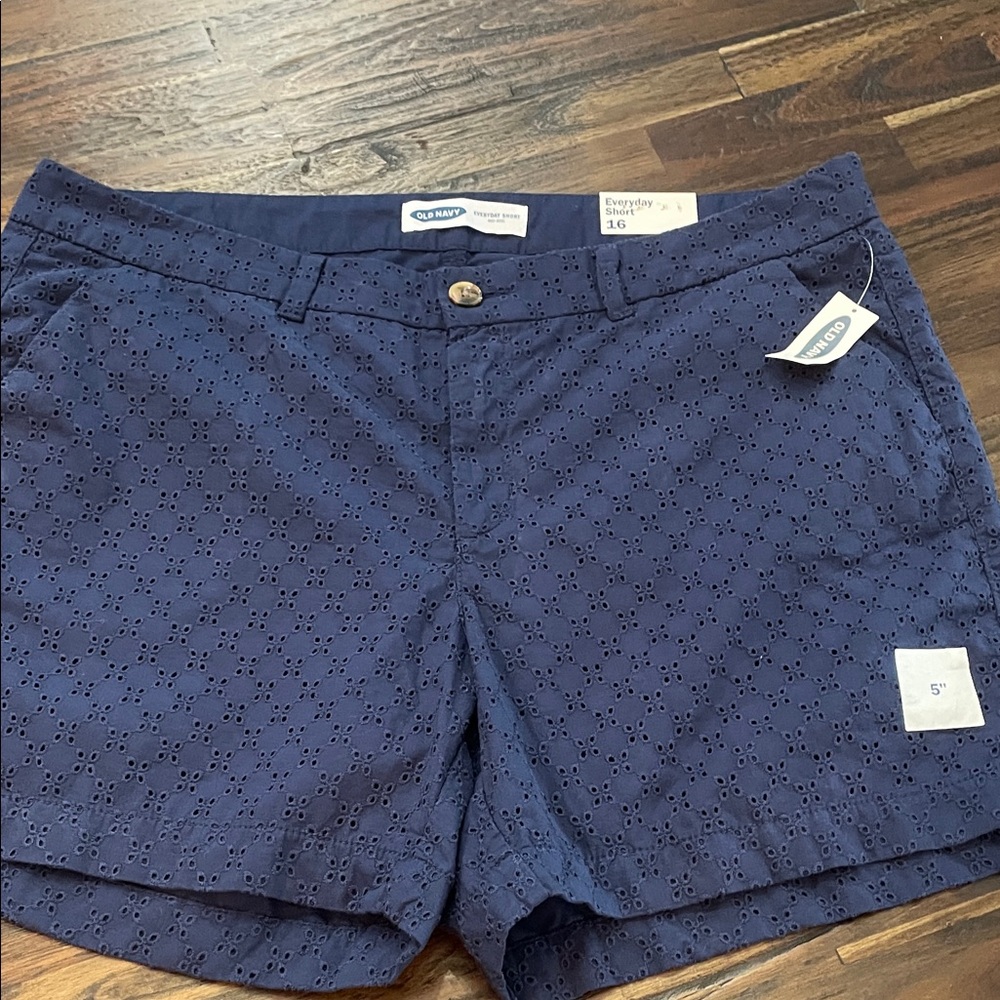 Old Navy Navy Eyelet Women Shorts sz 16
